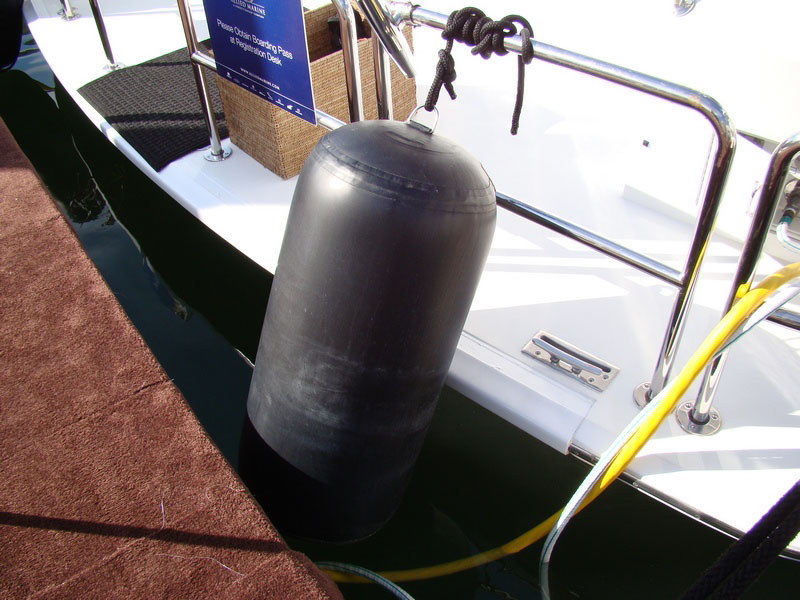 Inflatable_Thwart_01.jpg