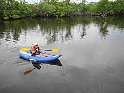 Saturn Inflatable Kayak BK274. Lightweigh and Portable. Click on image to enlarge.