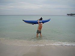Saturn Inflatable Kayak BK274. Lightweigh and Portable. Click on image to enlarge.