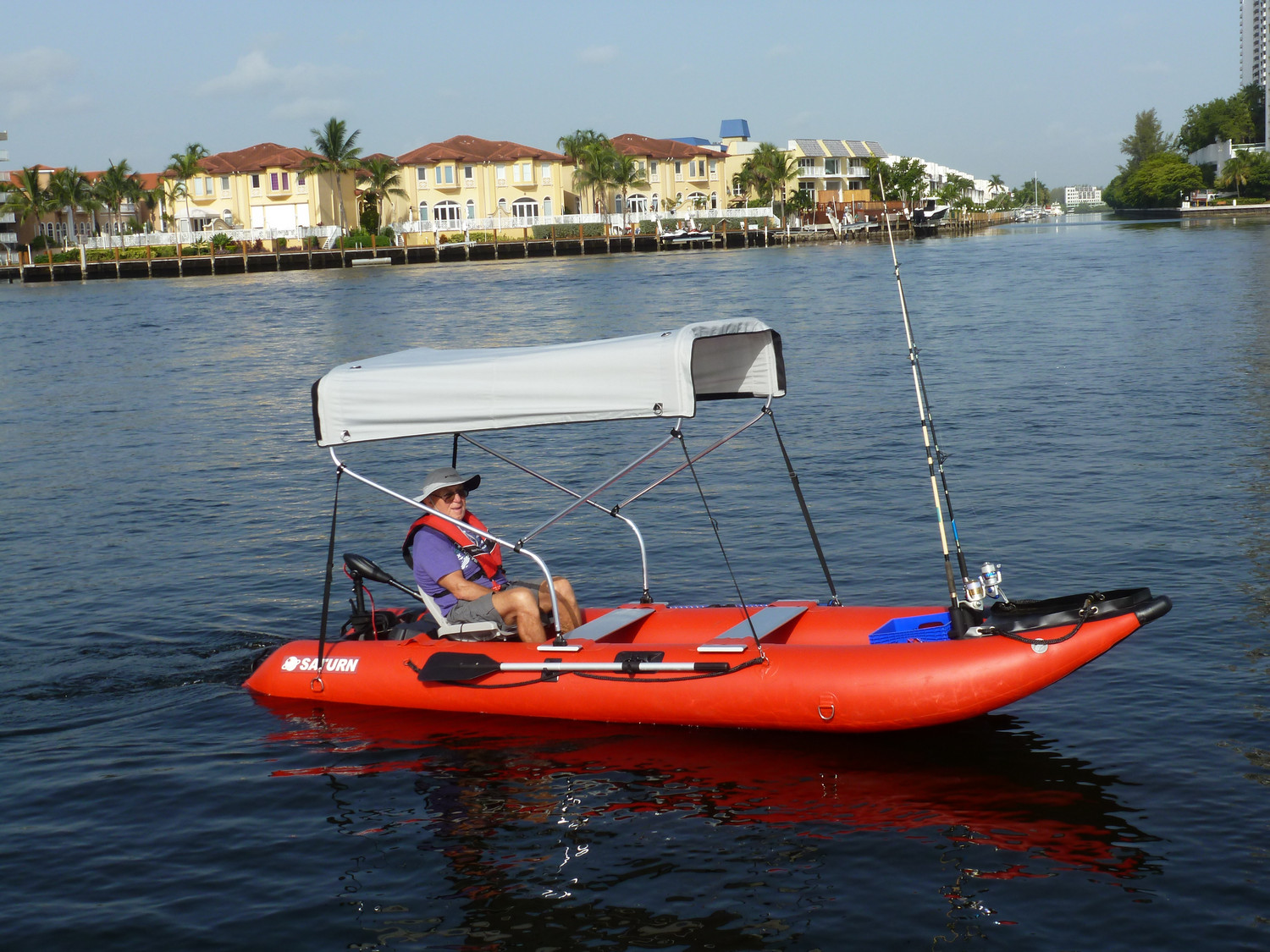 raft with shade
