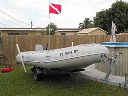 Saturn SD470 inflatable boats are used Worldwide for diving and rescue.