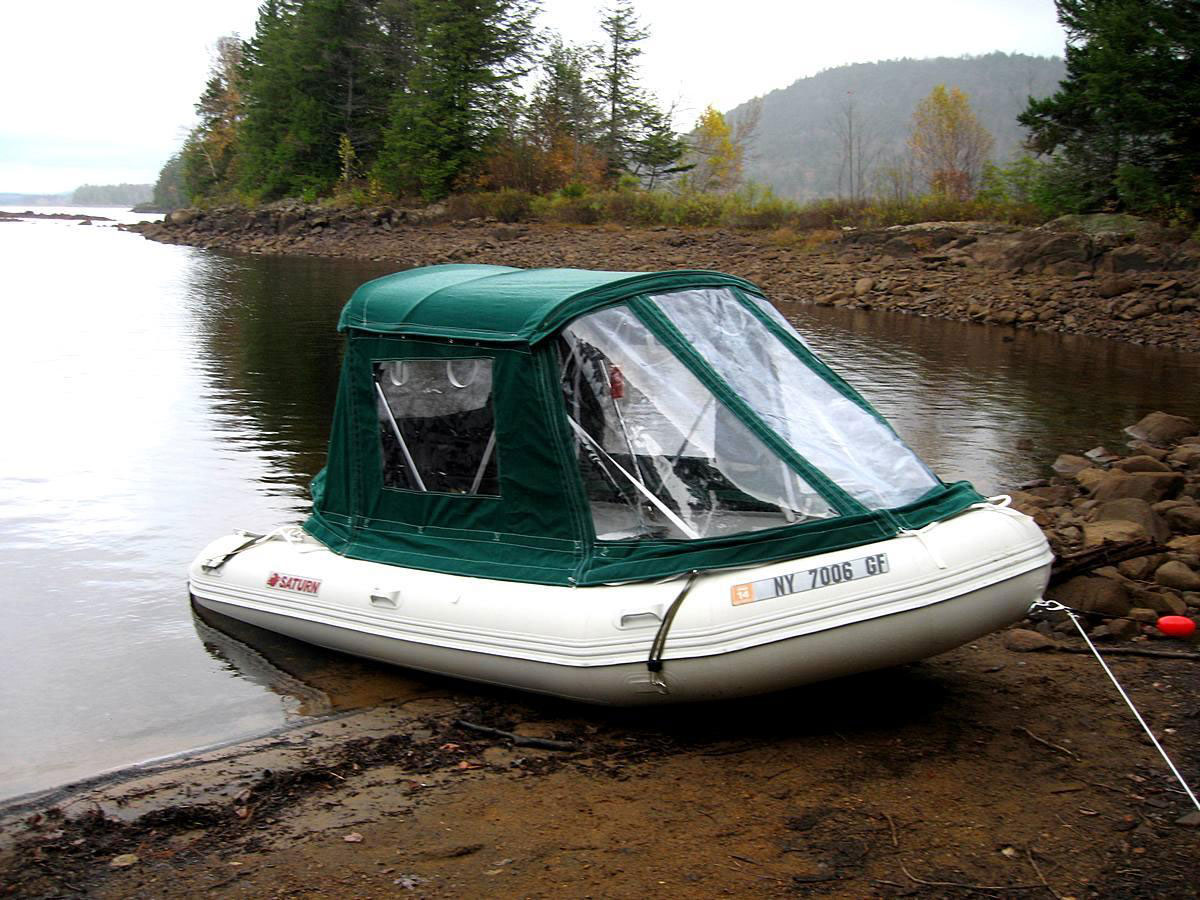 raft with shade