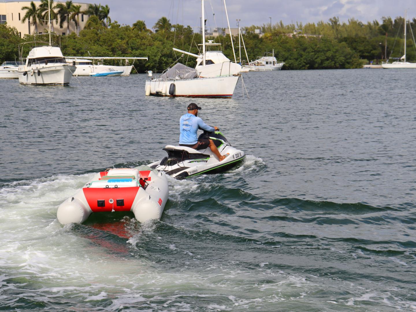 Towable inflatable boat for cargo transportation