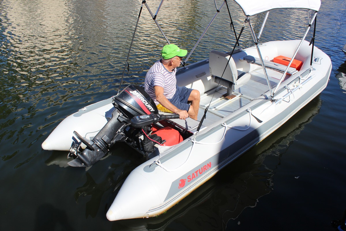 https://www.boatstogo.com/images/detailed/5/Ultra-Light-Trolling-Motor-04.JPG