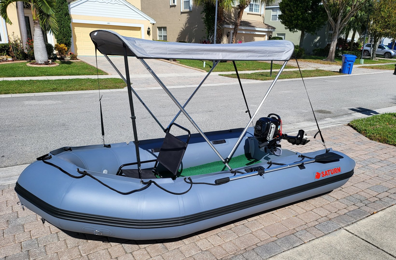 https://www.boatstogo.com/images/detailed/9/Saturn-SD365DG-inflatable-boat-customer-pic_9dal-fj.jpg