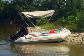 2-Bow bimini on SD290 boat