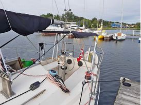 Arch installed on sailboat