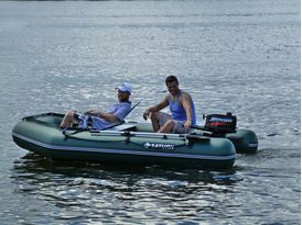 Saturn Inflatable Extra Wide Boat