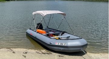 Customer's pic of Saturn SD518 boat