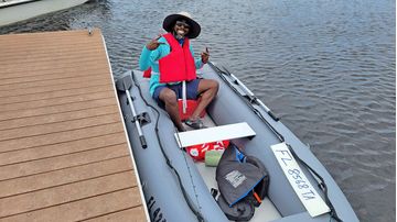 Customer's pics SK385XL KaBoat.