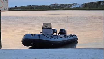 FB385 boat customer's pic