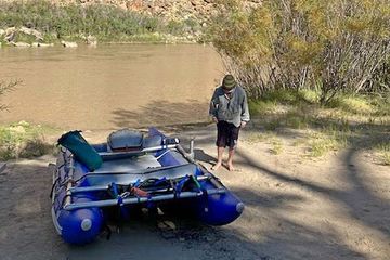 Saturn CR385 river catamaran raft