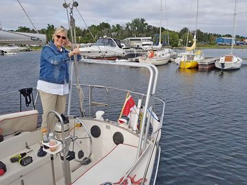 Arch installed on sailboat