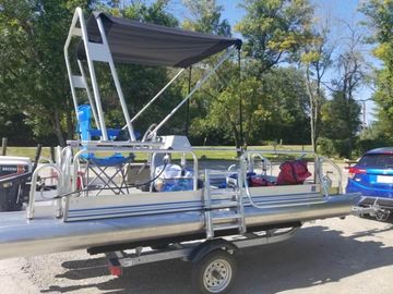 Customer's pic of arch on pontoon boat