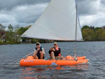 Tow boat used as sail cat
