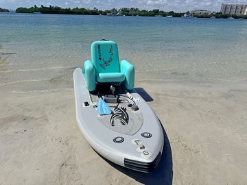 Inflatable Chair installed on Skiff
