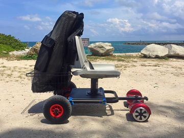 HoverSeat V1.0 with optional round clamp