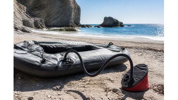 Best Air Pump for Inflatable Boats: Digital vs Analog Compared