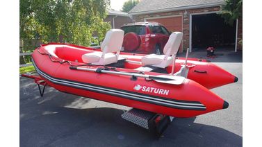 Saturn SD365 inflatable boat