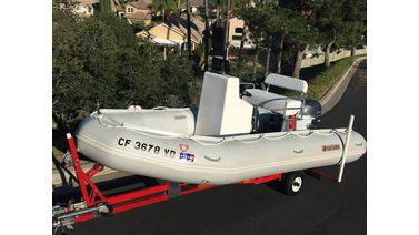 Saturn SD470 Inflatable boats