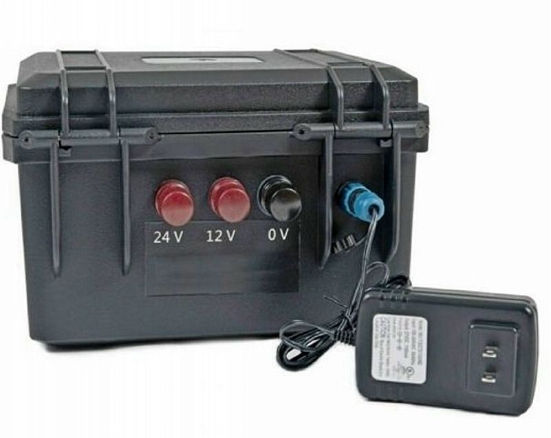 Battery Box for 12V or 24V batteries.